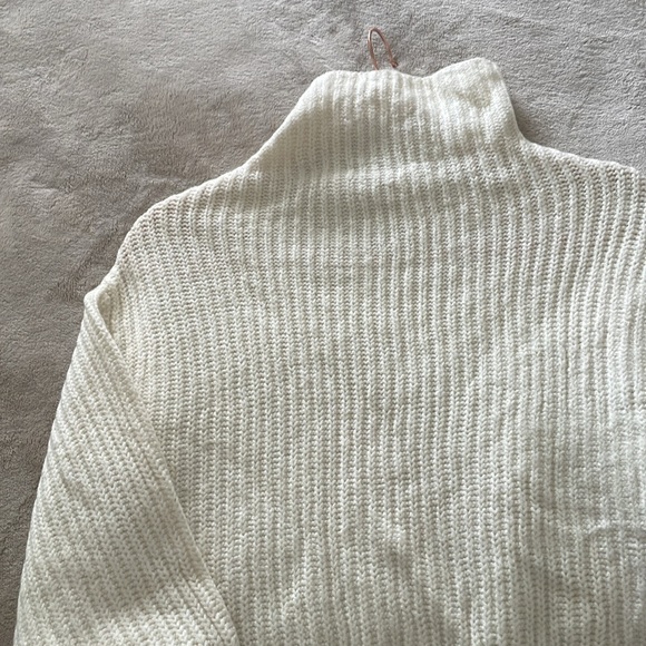 WILFRED Montpellier Turtleneck - Picture 6 of 11
